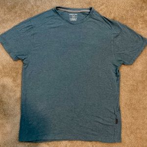 Kenneth Cole classic Tee!